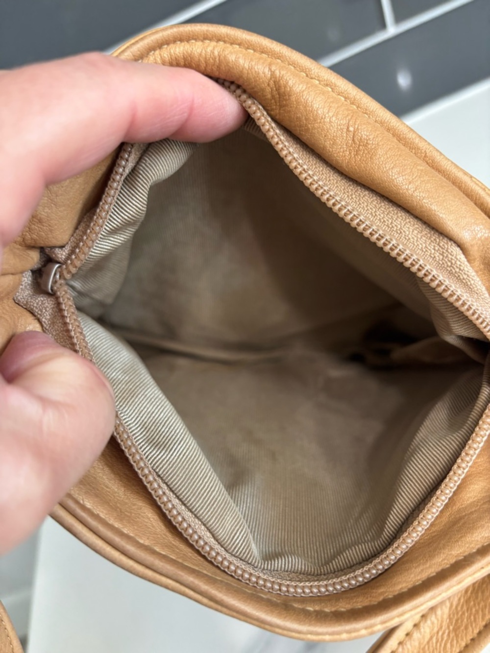 Overland Tan Leather Waist Pack Vintage Classic Fanny Pack - Picture 6 of 10